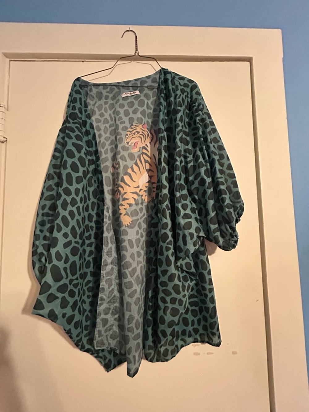 Anna & Ava Seafoam Leopard Print Kimono